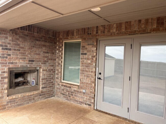 Building Photo - 3309 Welling Rd