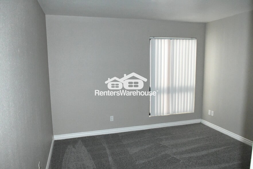 Building Photo - 3420 W Danbury Dr