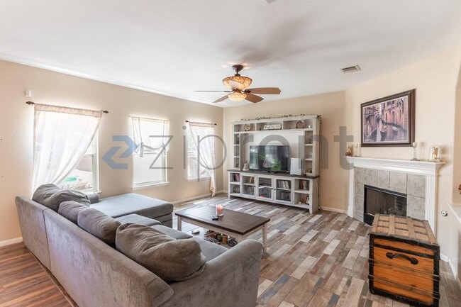 Building Photo - 18421 Shallow Pool Dr