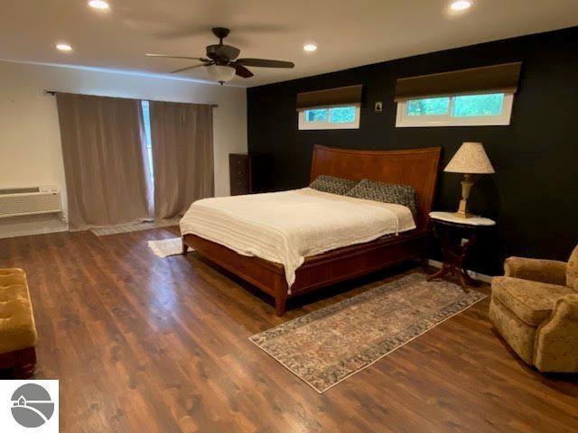 Building Photo - 4515 Greilick Rd