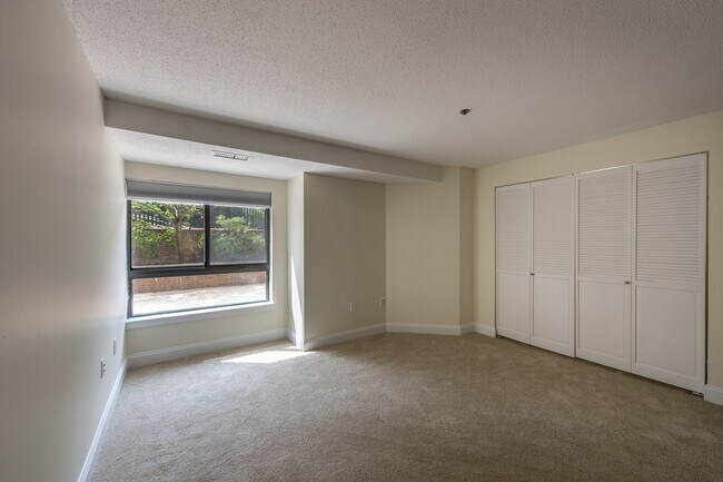 Floorplan - Beacon Street Apartments, 1111