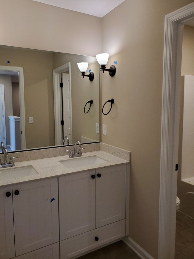 Building Photo - Brand New 4 Bedroom Townhome in Ammenities Community