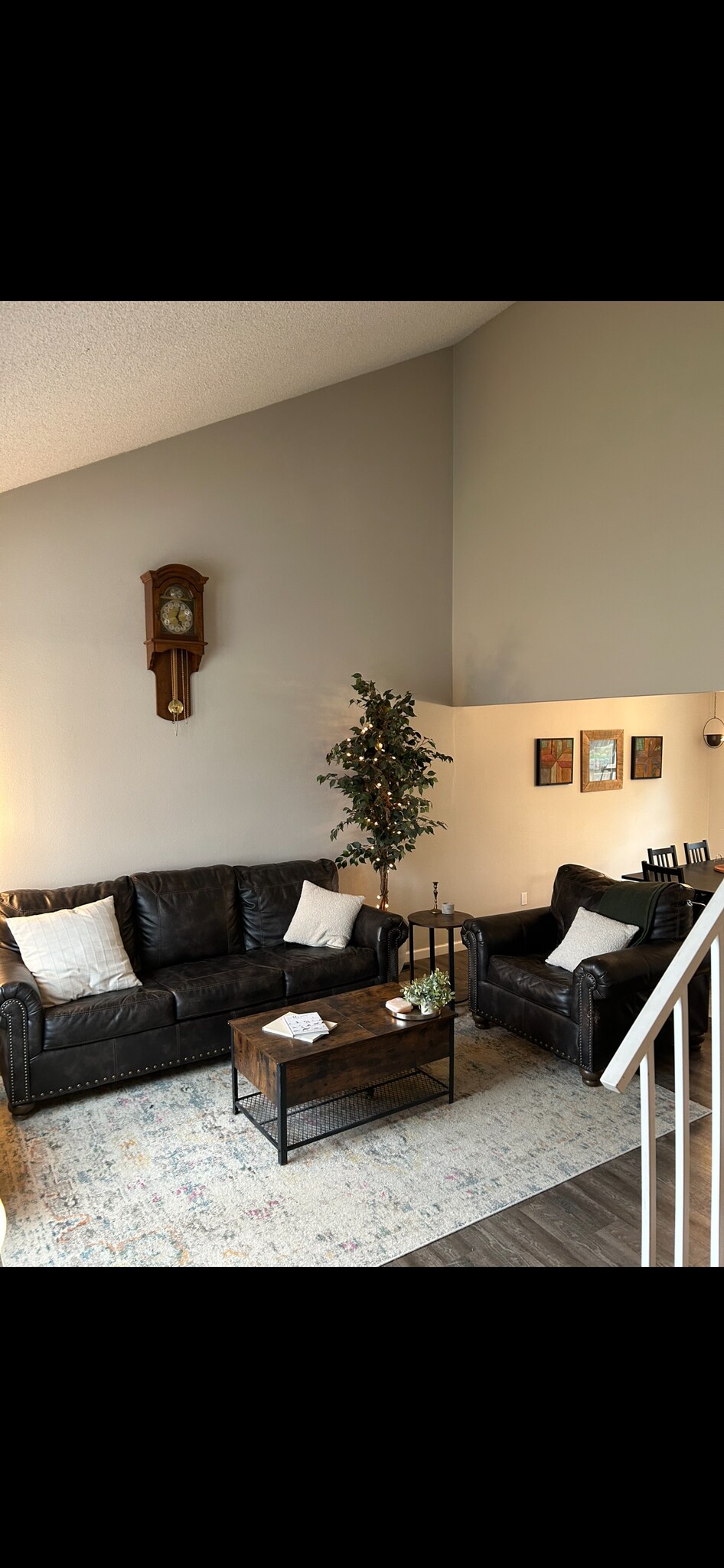 Building Photo - 3347 S Halifax Way