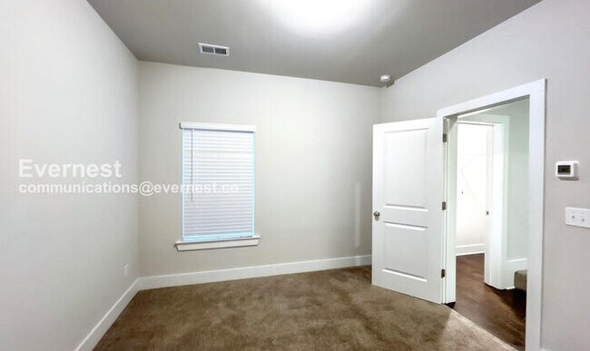 Building Photo - 1290 Brookins Trl