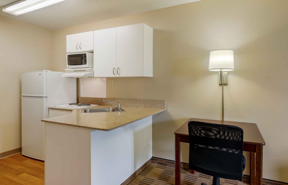 Building Photo - Furnished Studio-Atlanta - Alpharetta - Ro...