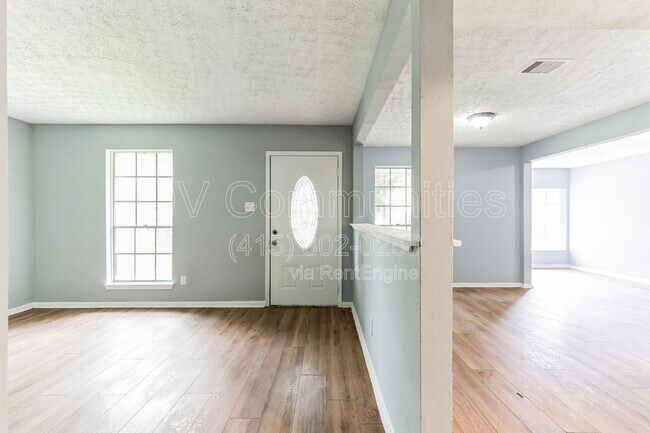 Building Photo - 6319 Hopper Rd