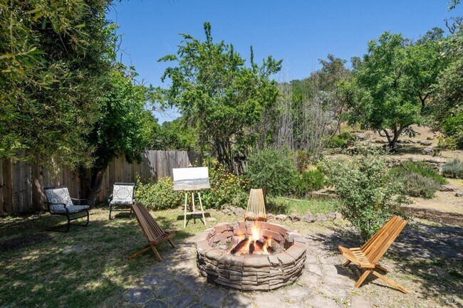 Building Photo - 2188 First Ave