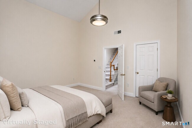 Building Photo - 39 Maple Tree Ave