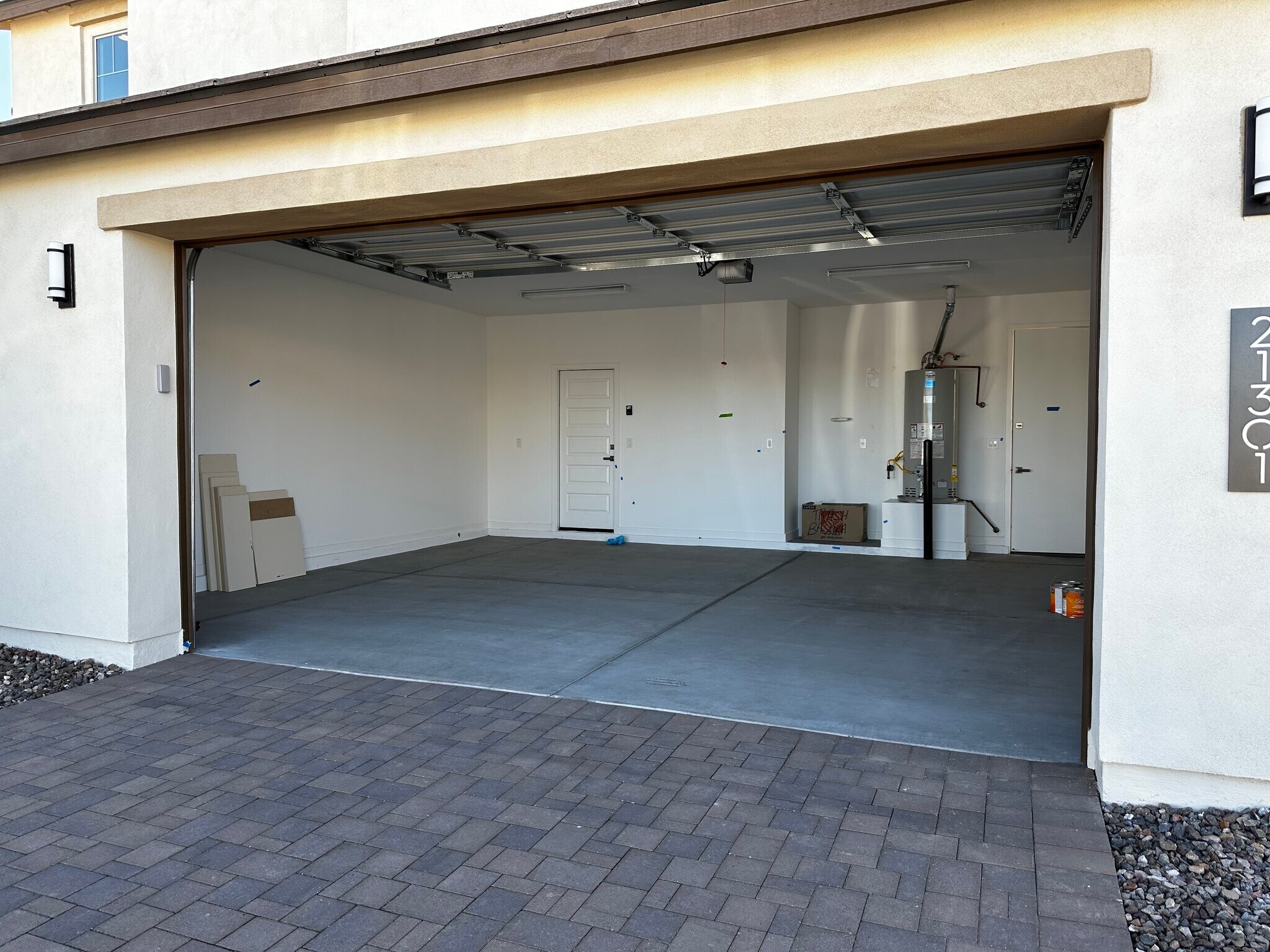 Building Photo - 21301 E Kingbird Dr
