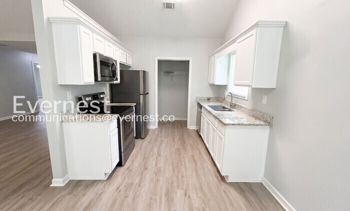 Building Photo - 248 Bridgeport Ln