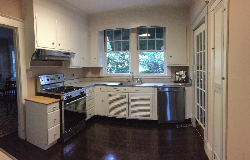 Building Photo - 157 Linden Ave