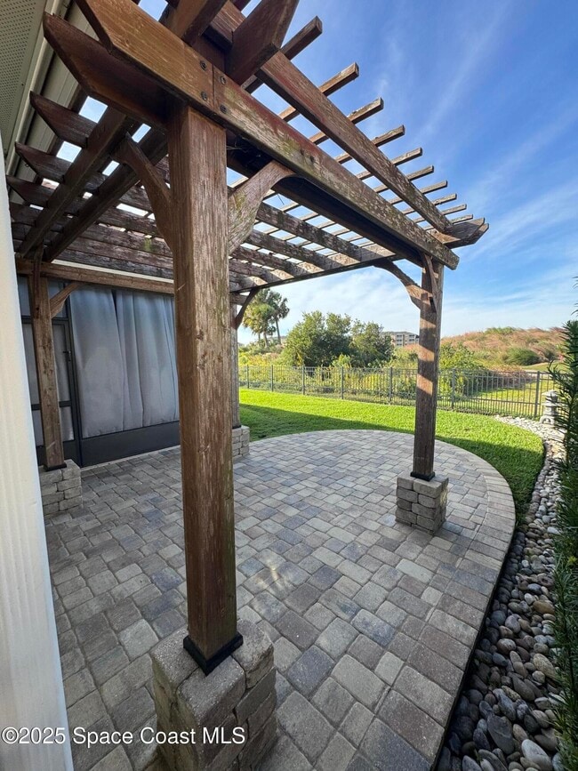 Building Photo - 3168 Lamanga Dr