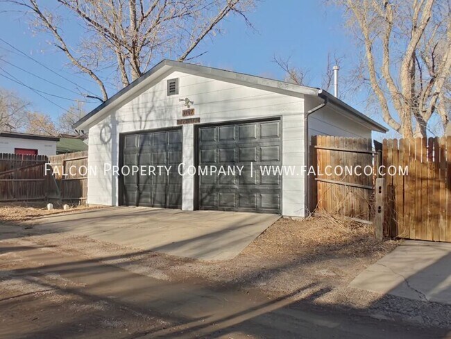 Building Photo - 2107 W Kiowa St