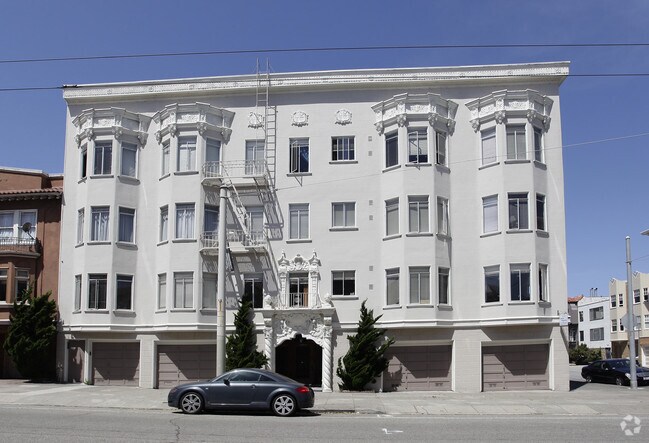 Building Photo - 3255 Broderick St