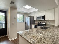 Building Photo - 4307 Holly Tree Rd