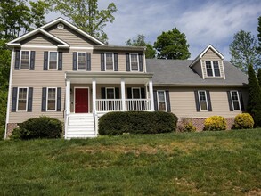 Building Photo - Stunning Shaker-Style 4-Bedroom Home in Chesterfield | Granite & Hardwoods!
