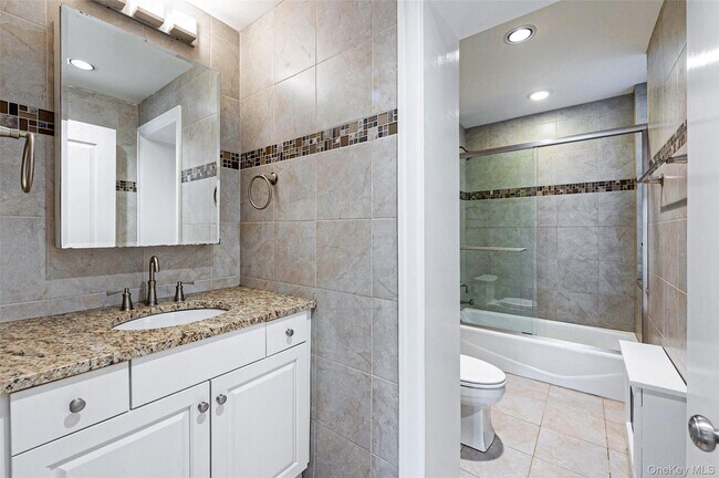 Building Photo - 26 East Pkwy