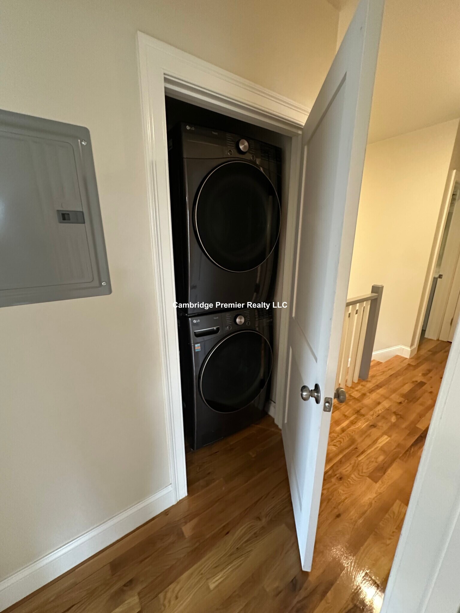 Building Photo - 96 Willis Ave