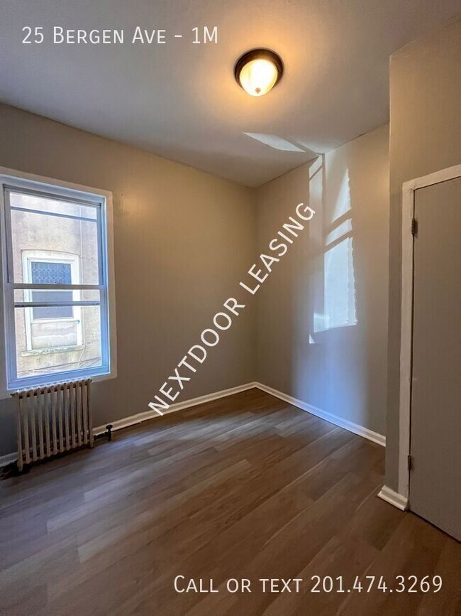 Building Photo - 25 Bergen Ave