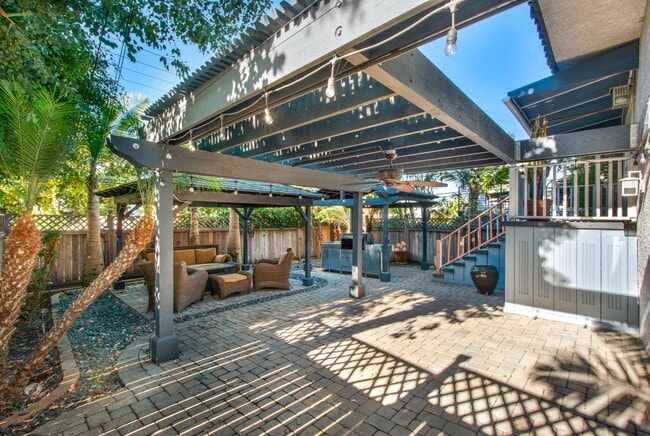 Building Photo - 34507 Camino El Molino