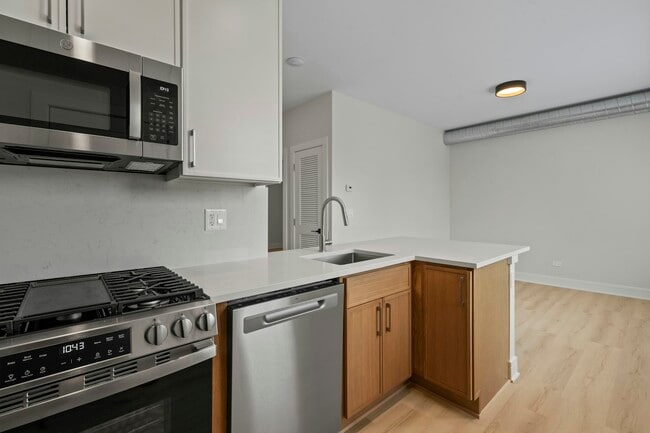Building Photo - 432-436 S. Maple Ave, Unit 434 - 201