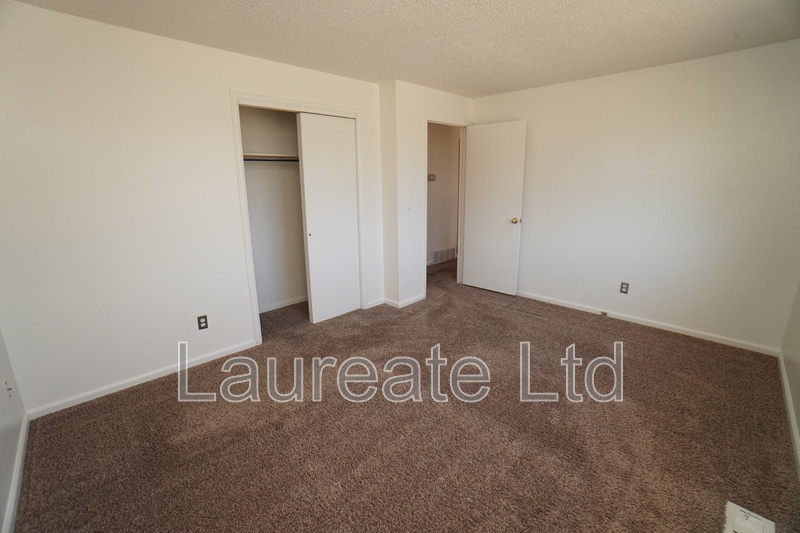 Building Photo - 8589 W Fair Ave