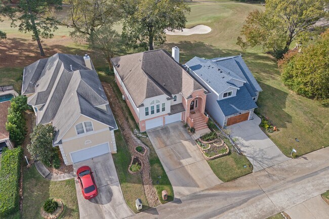 Building Photo - 120 Harbour Town Dr