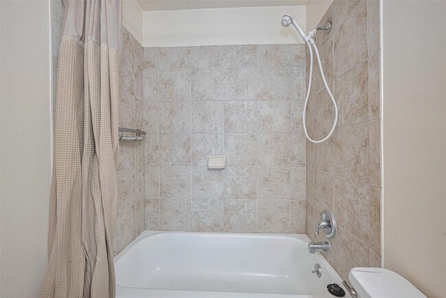 Building Photo - 6500 Sands Point Dr