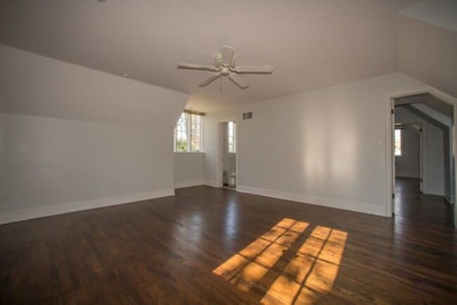 Building Photo - 727 S Perkins Rd