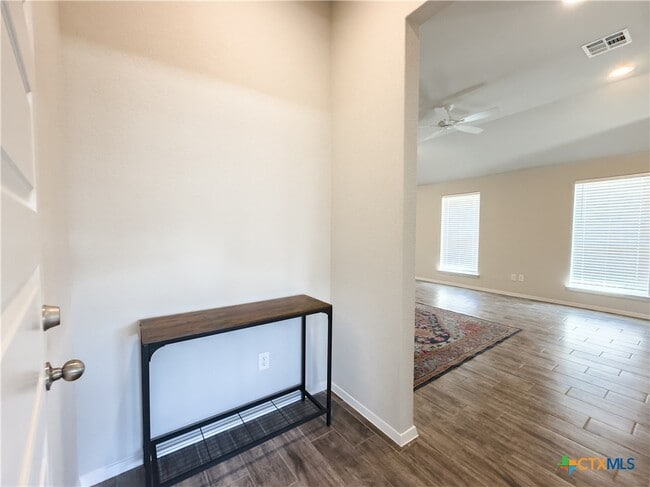Building Photo - 139 Lyndon Dr