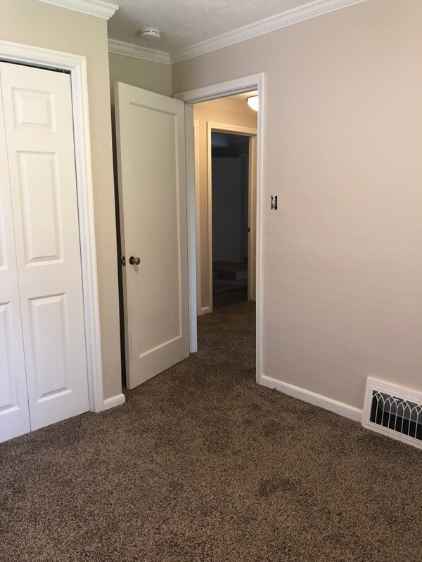 Building Photo - 1228 E Lorraine Dr