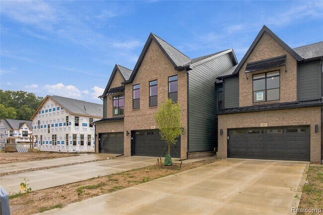 Building Photo - 5401 Poppydrew Ln