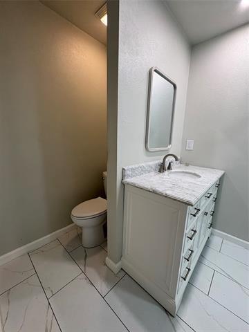 Building Photo - 615 Oak Forest Dr