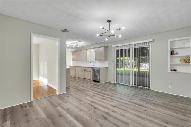 Building Photo - 406 N Bonham Dr