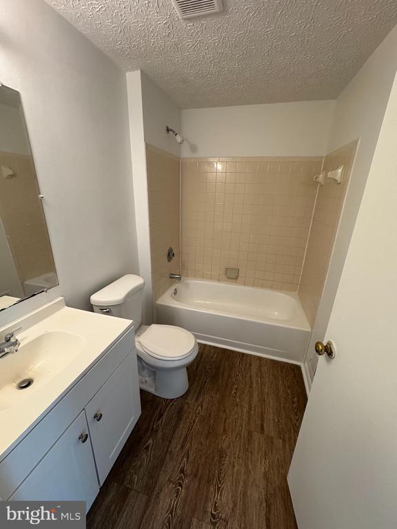 Building Photo - 9730 Red Clover Ct