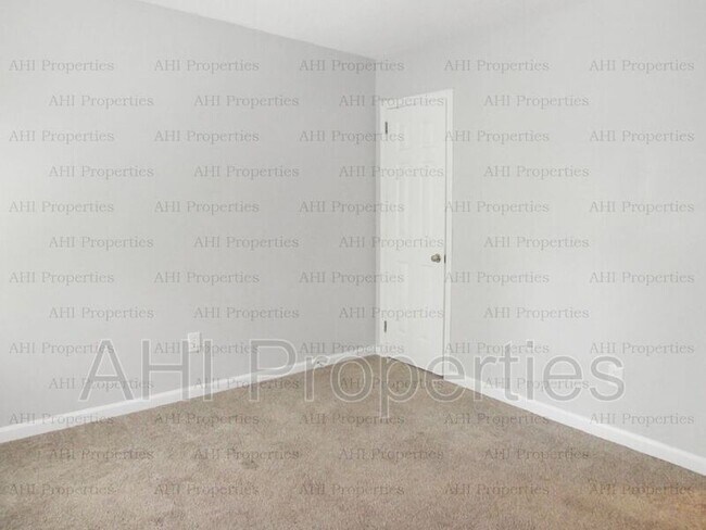 Building Photo - 423 Chase Plantation Pkwy