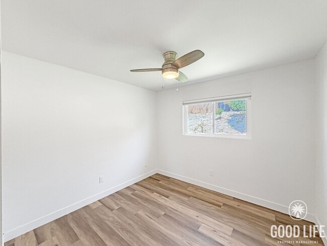 Building Photo - Modern 3B/2BA Home in Quiet Neighborhood with Private Yards and 2-Car Attached Garage