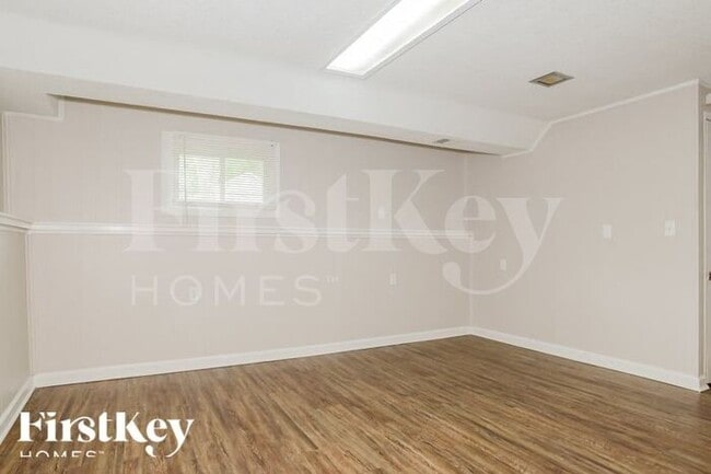Building Photo - 5015 NW Woody Creek Ln