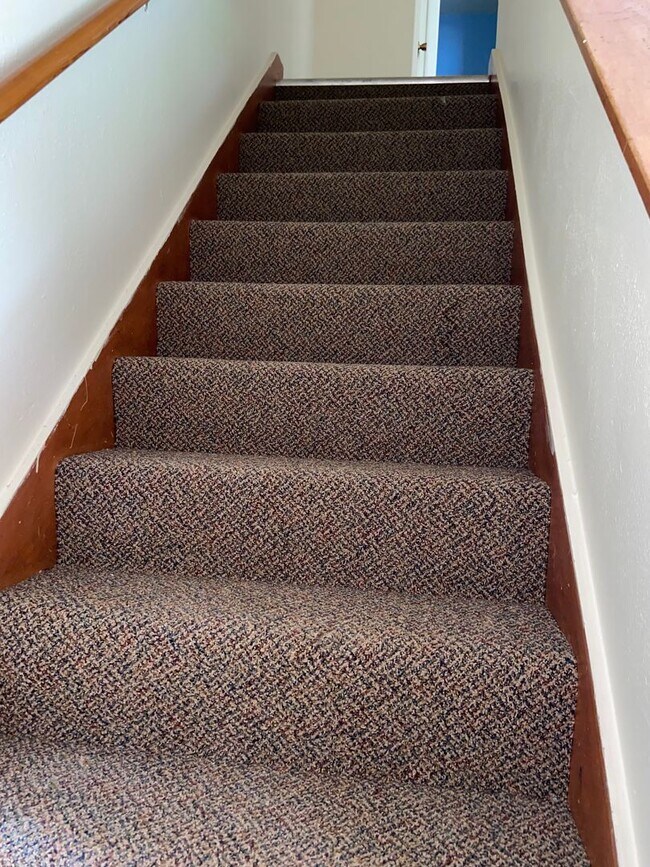 Building Photo - ChurchStS365