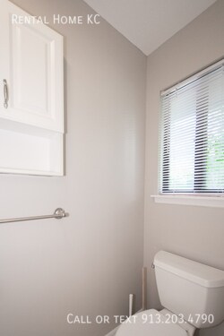 Building Photo - 7920 W 113th Terrace