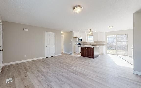 Building Photo - 2157 Cedar Breaks Dr