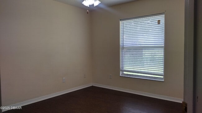 Building Photo - 6517 Shahab Ln