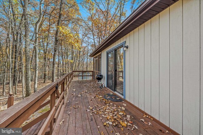 Building Photo - 67 Tranquil Way