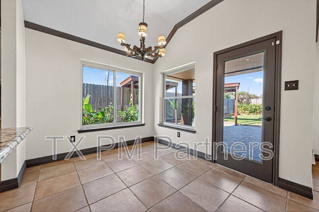 Building Photo - 23410 Stratsborough Dr