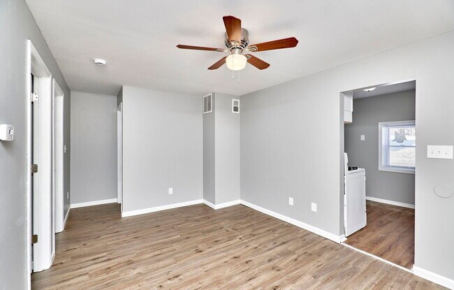 Building Photo - 10272 Niblic Dr