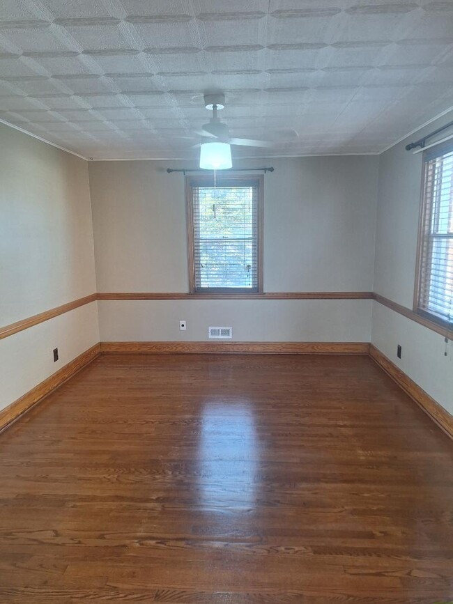 Building Photo - 5118 Pembroke Ave