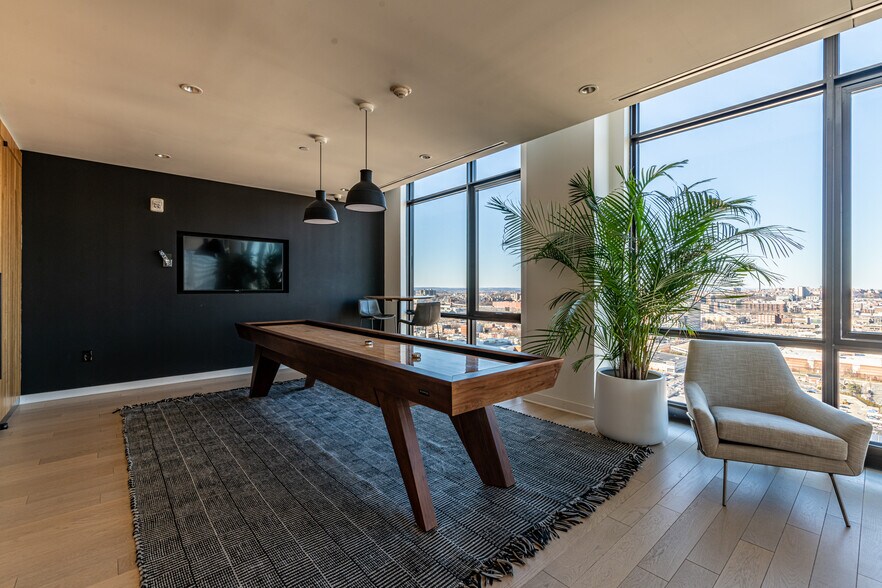 Building Photo - 10 PROVOST St