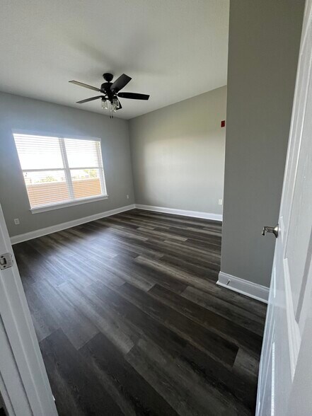 Bed 2 - 225 W Seminole Blvd