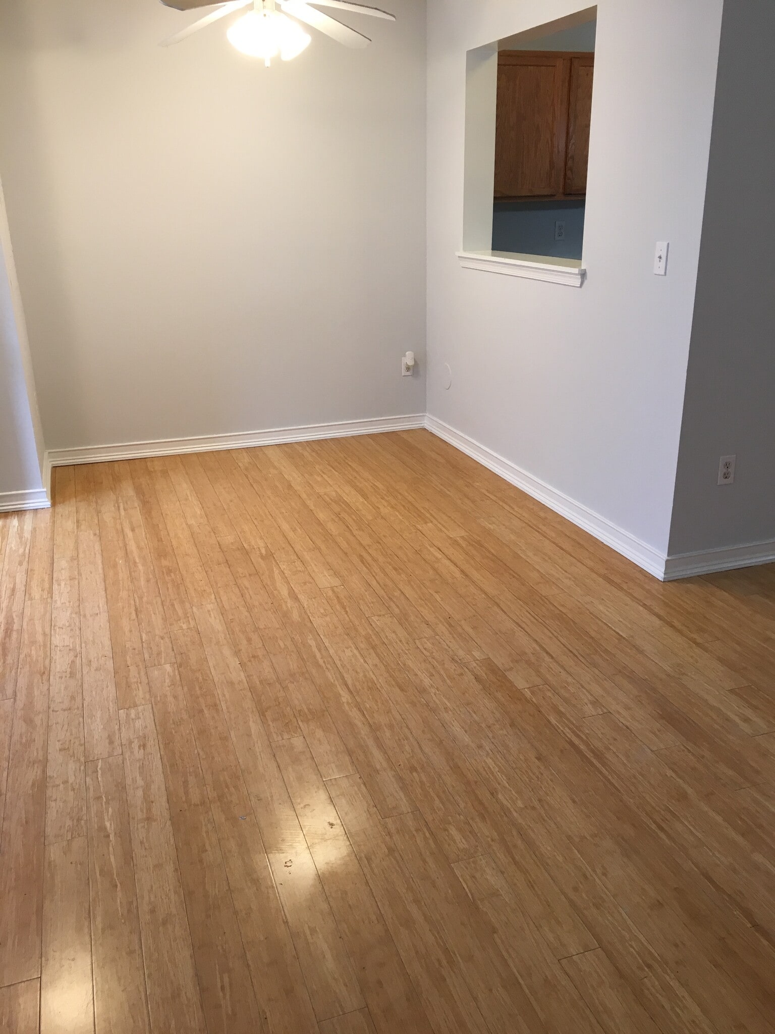 Dining area - 10 IRONSTONE CT #K