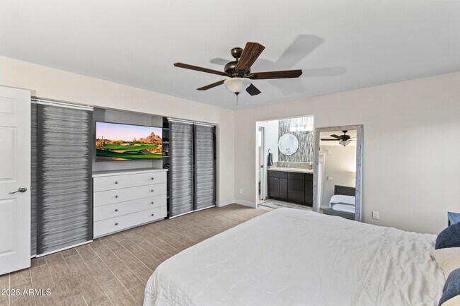 Building Photo - 5245 E Acoma Dr